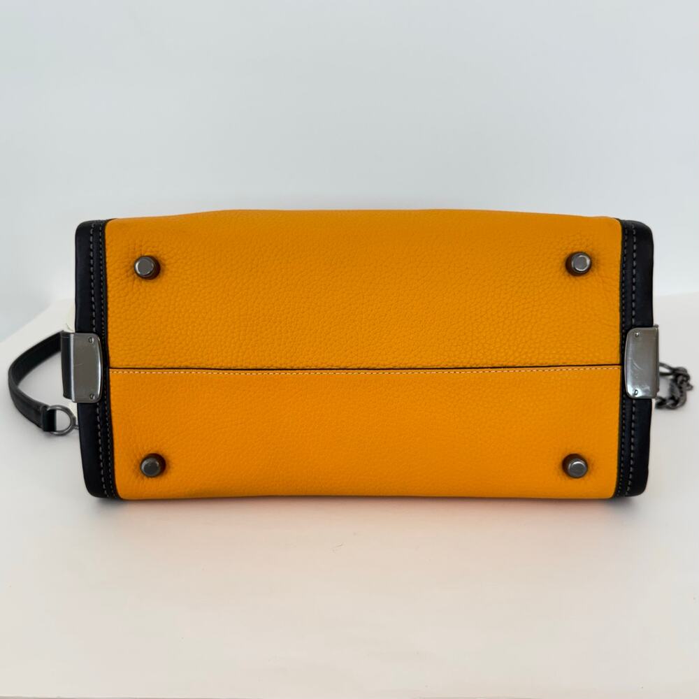 Coach Swagger with Chain in Pebble Leather Orange/Black/White 36995 NWT - Picture 9 of 16